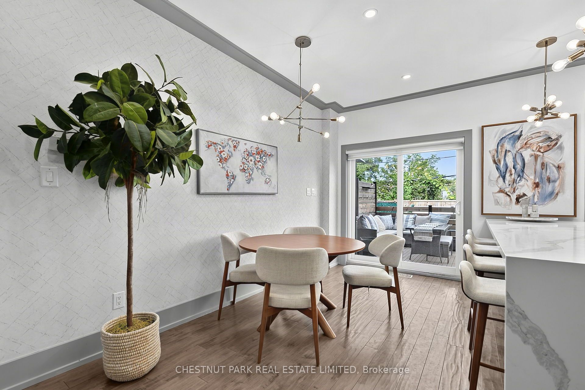 15 Nineteenth Street Property Photo 7