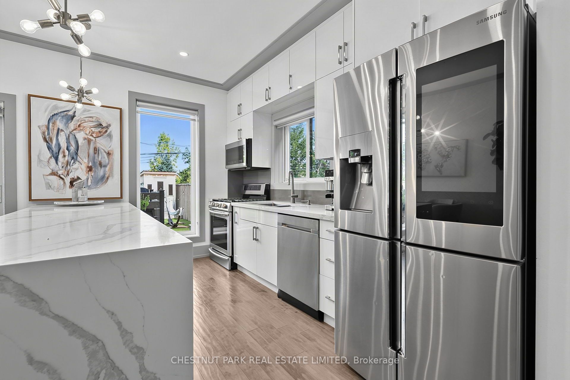 15 Nineteenth Street Property Photo 12