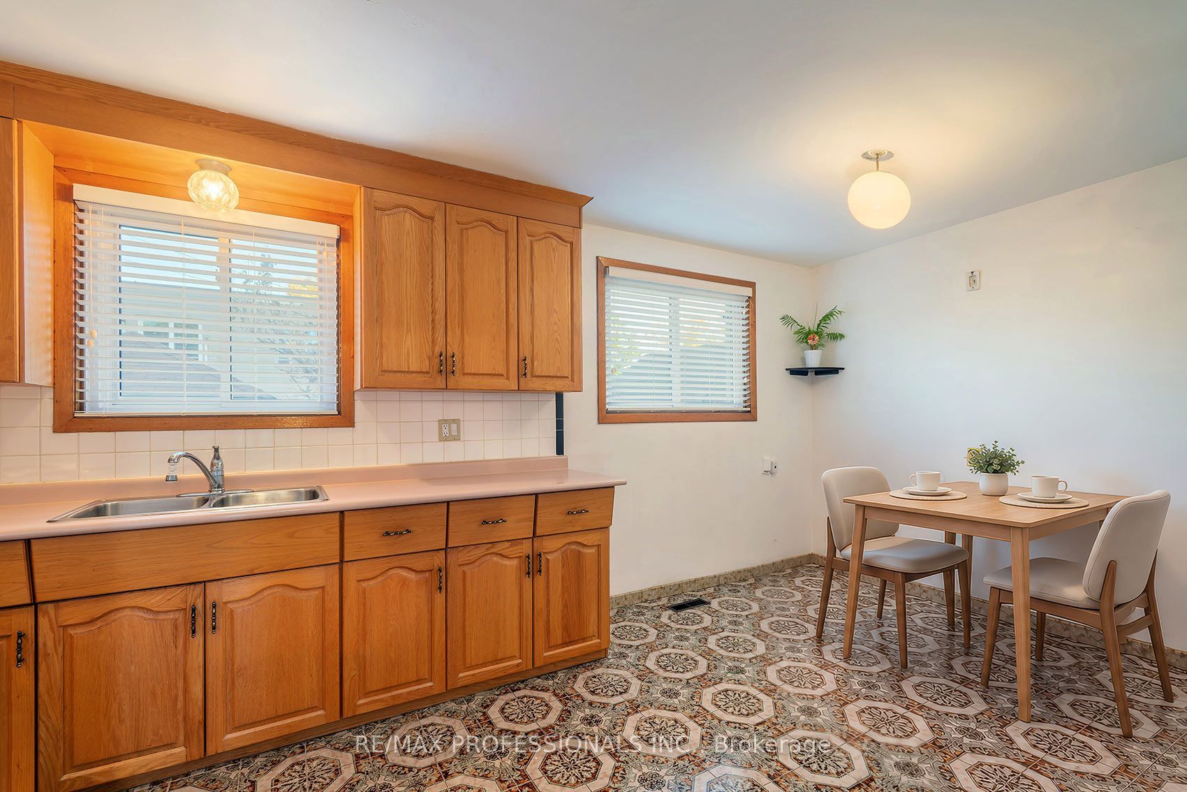 61 Rosemeade Avenue Property Photo 12