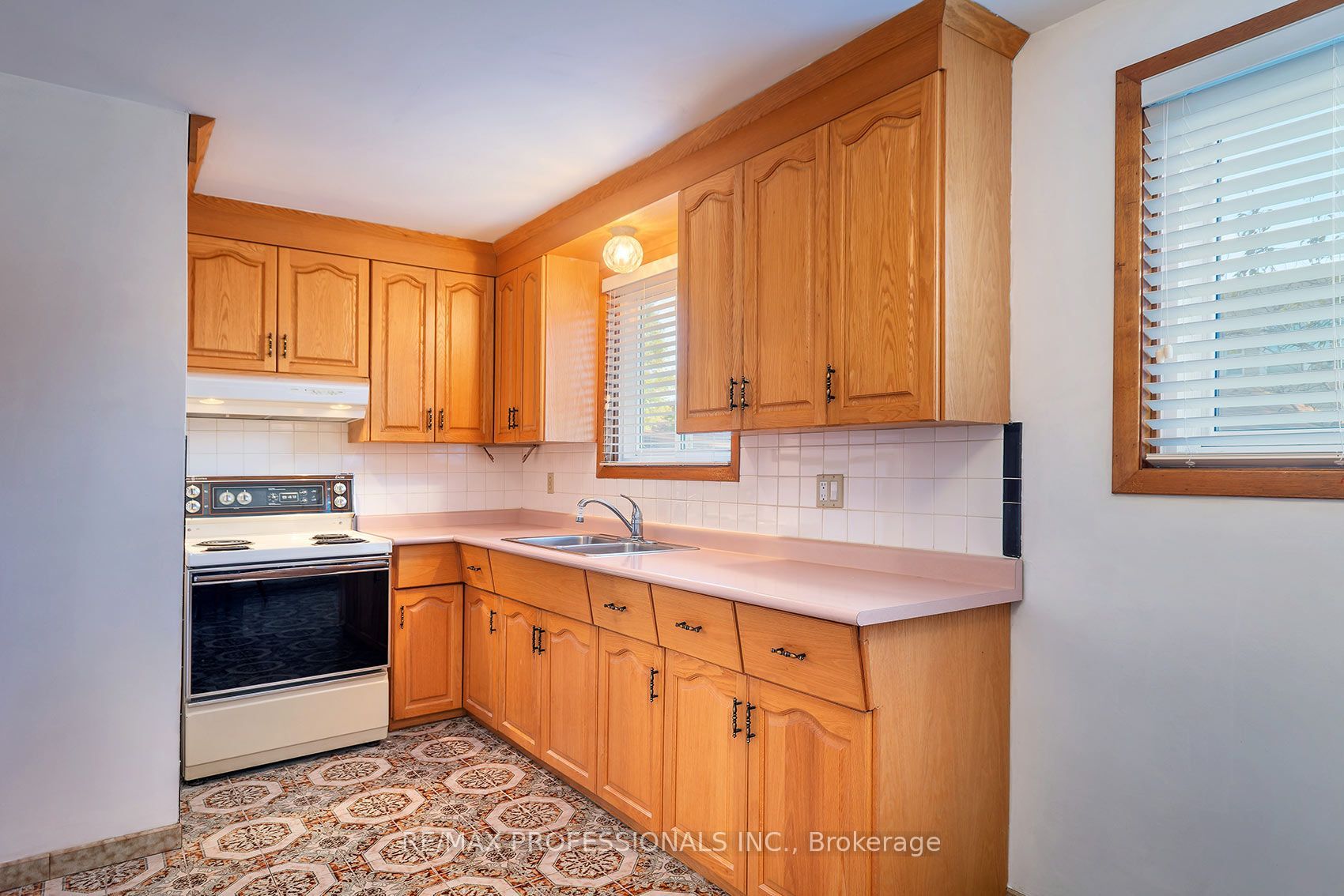 61 Rosemeade Avenue Property Photo 14
