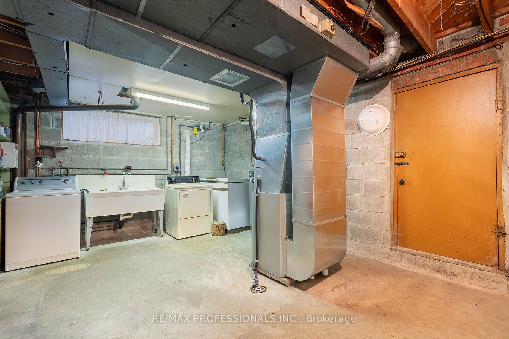 61 Rosemeade Avenue Property Photo 34