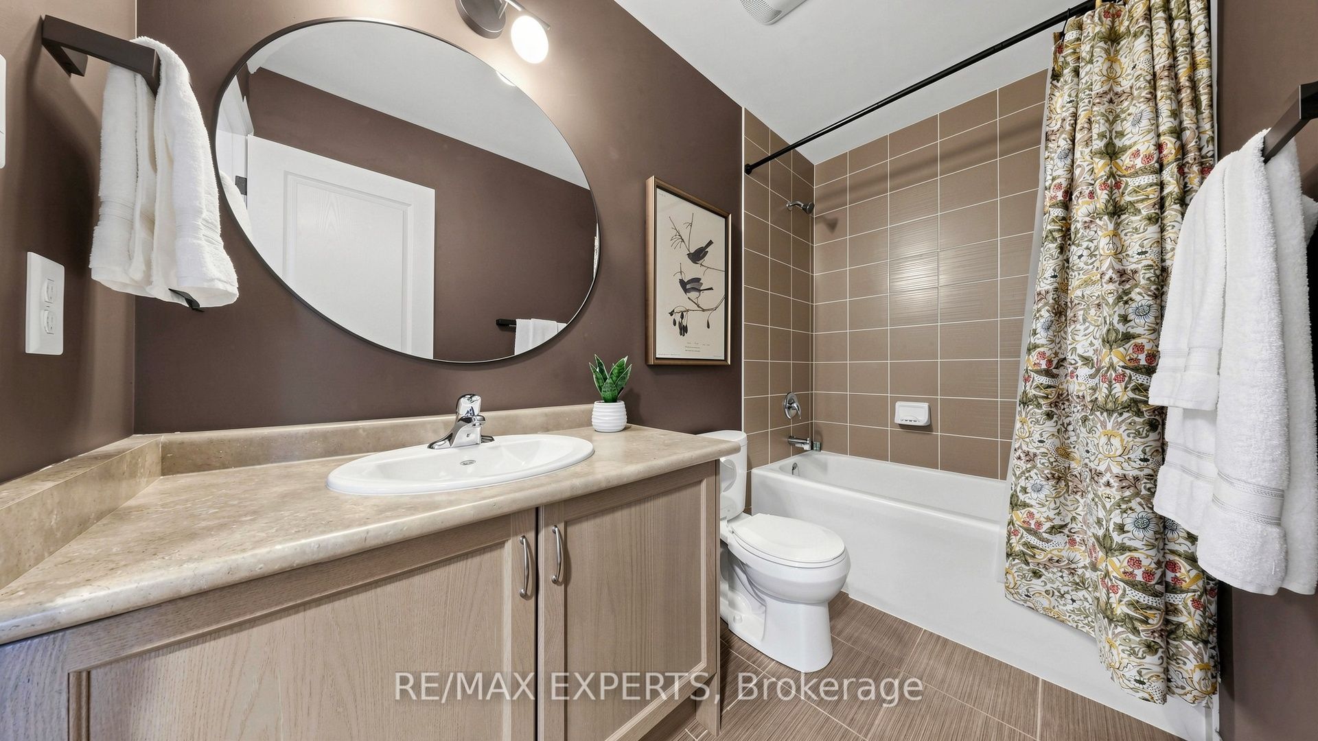 1456 Haws Crescent Property Photo 30