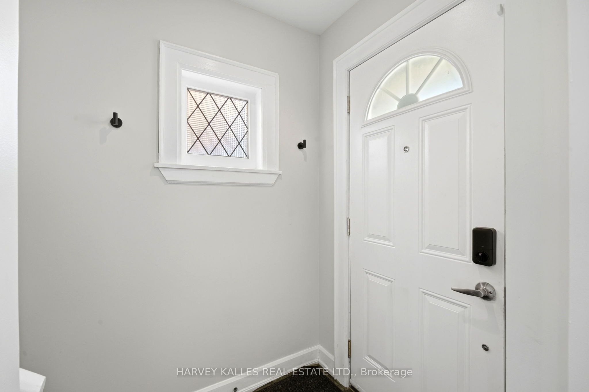 26 Miranda Avenue Property Photo 3