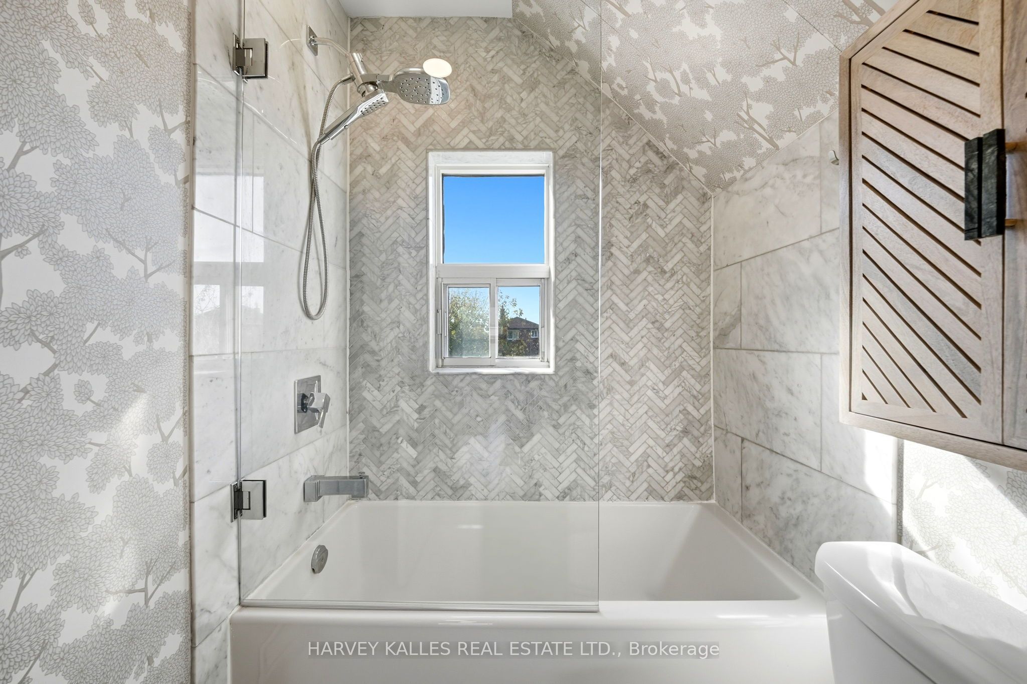 26 Miranda Avenue Property Photo 22