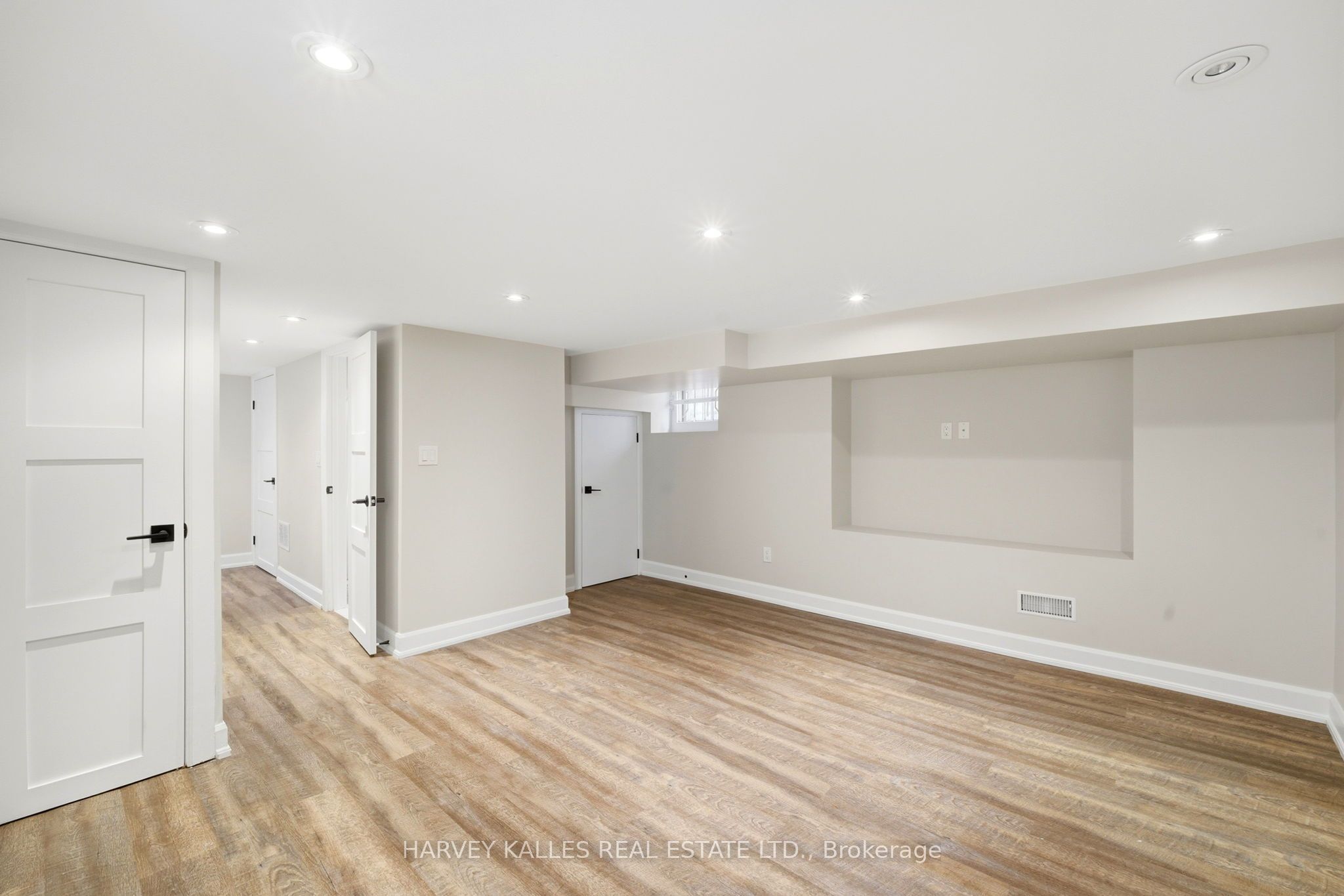 26 Miranda Avenue Property Photo 29