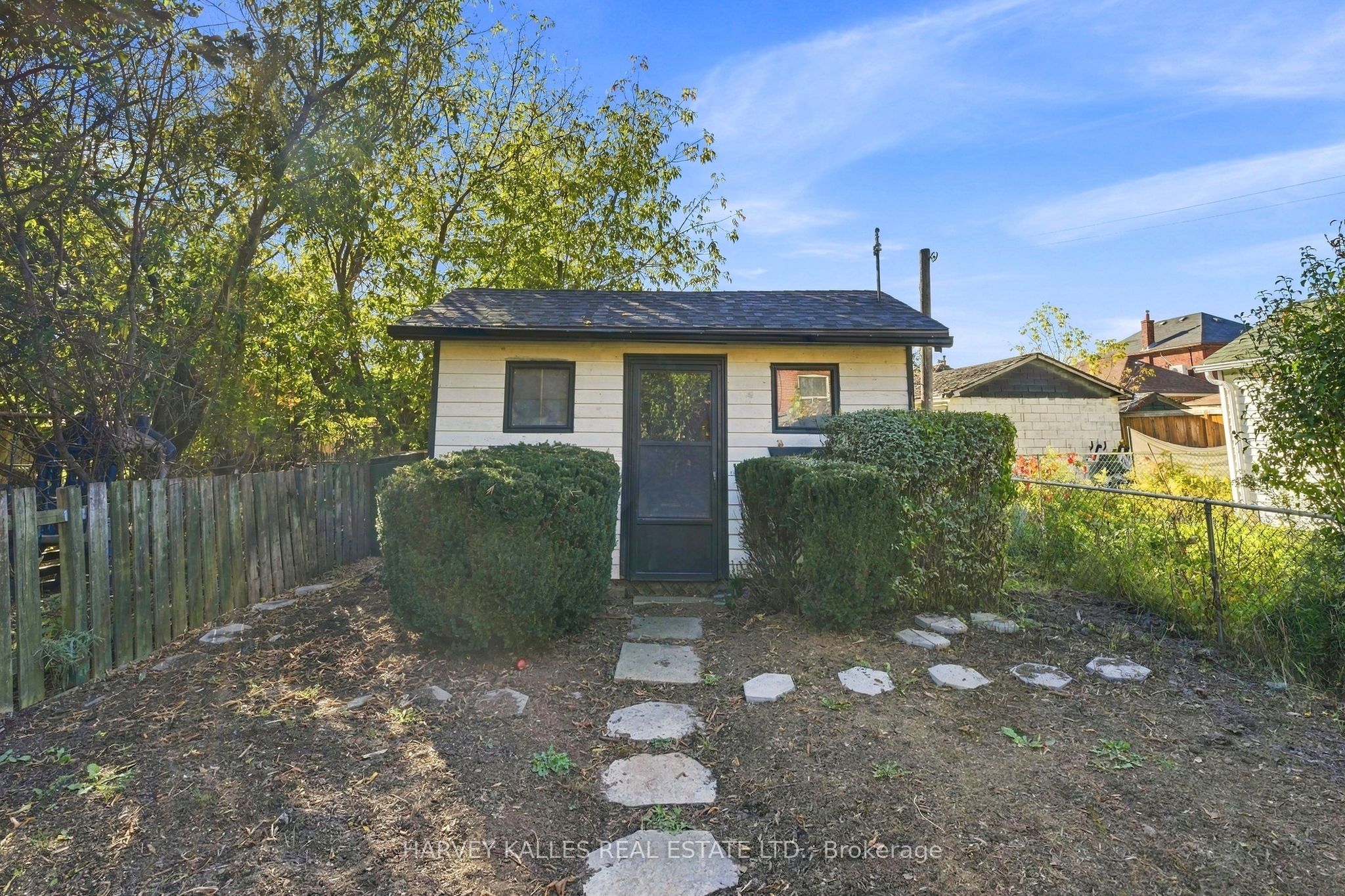 26 Miranda Avenue Property Photo 35