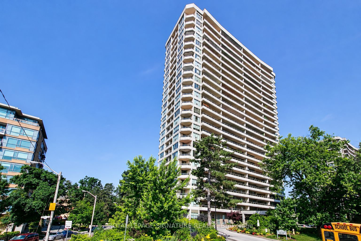 50 Quebec Avenue 2205 Property Photo 2