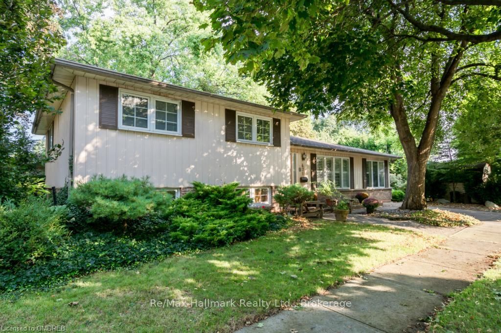 471 Anthony Drive Property Photo 2