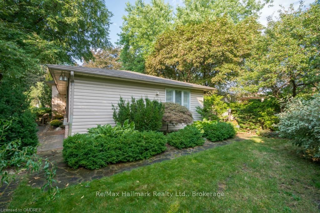 471 Anthony Drive Property Photo 5