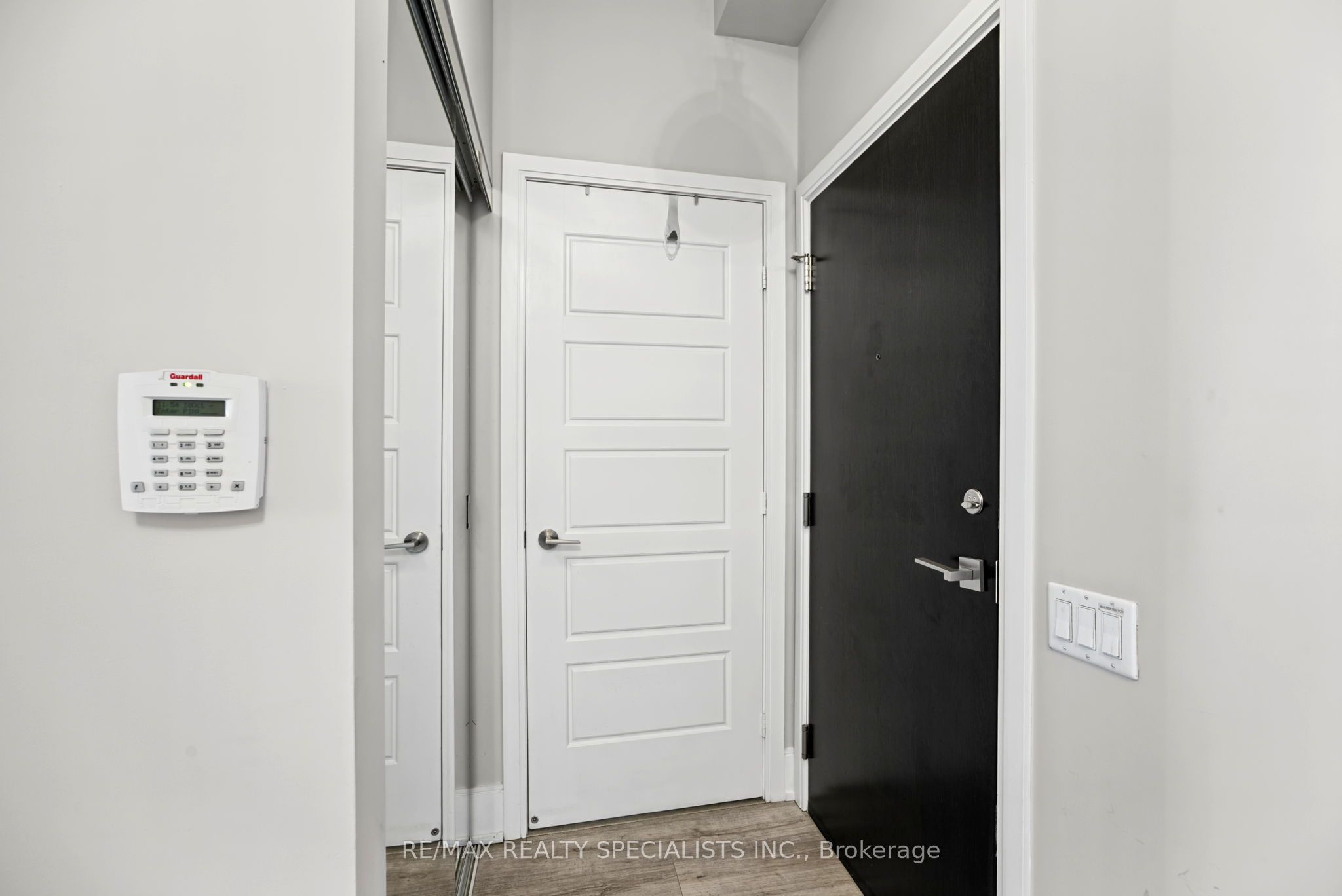 15 Viking Lane 1106 Property Photo 5
