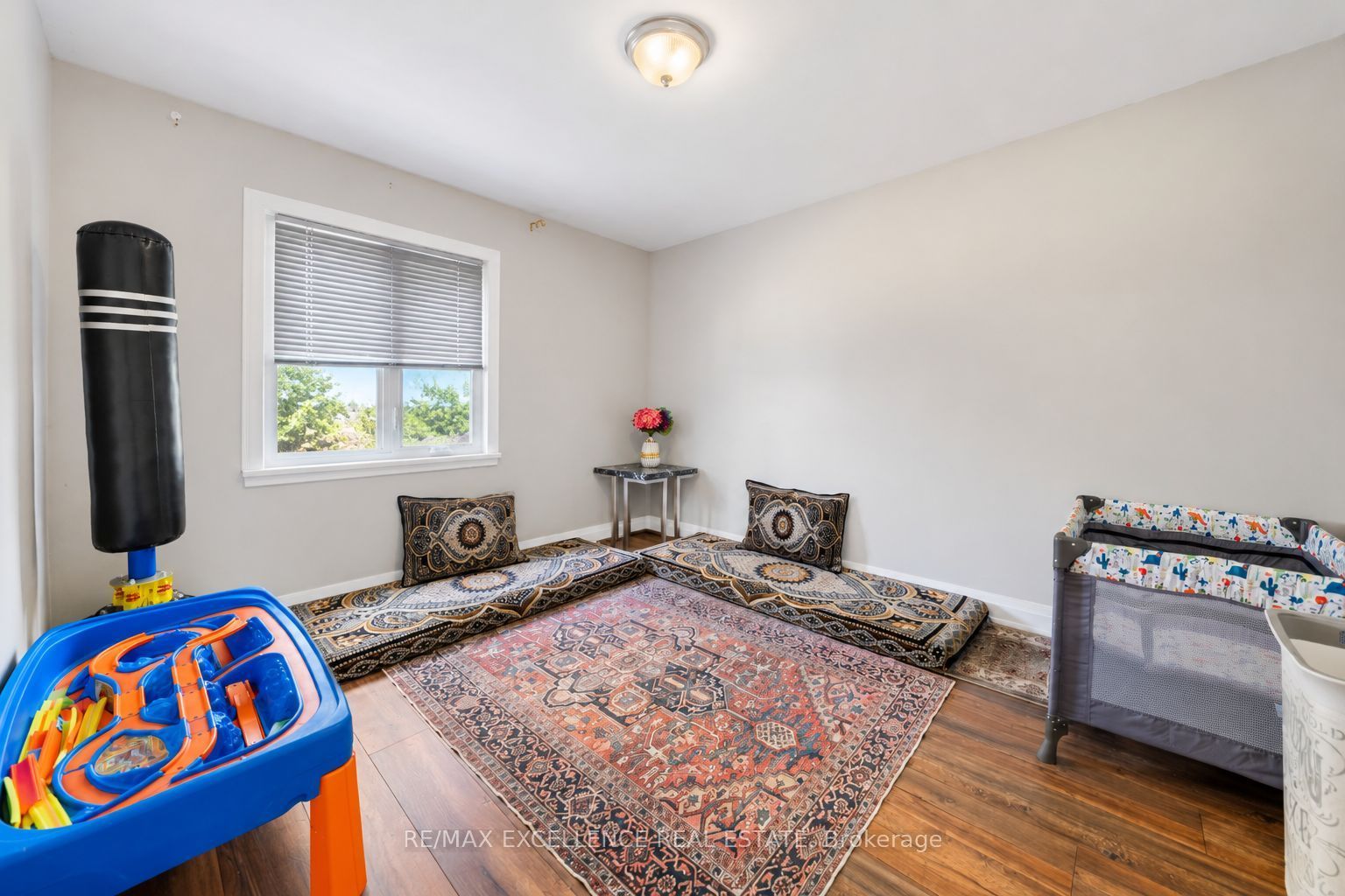 49 Barrhead Crescent Property Photo 14