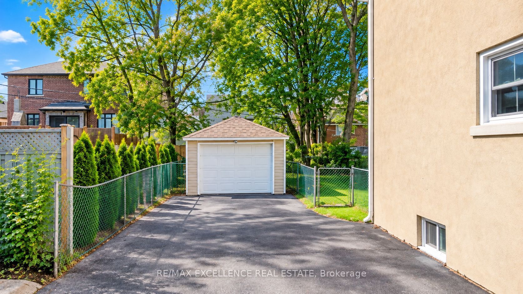 49 Barrhead Crescent Property Photo 19