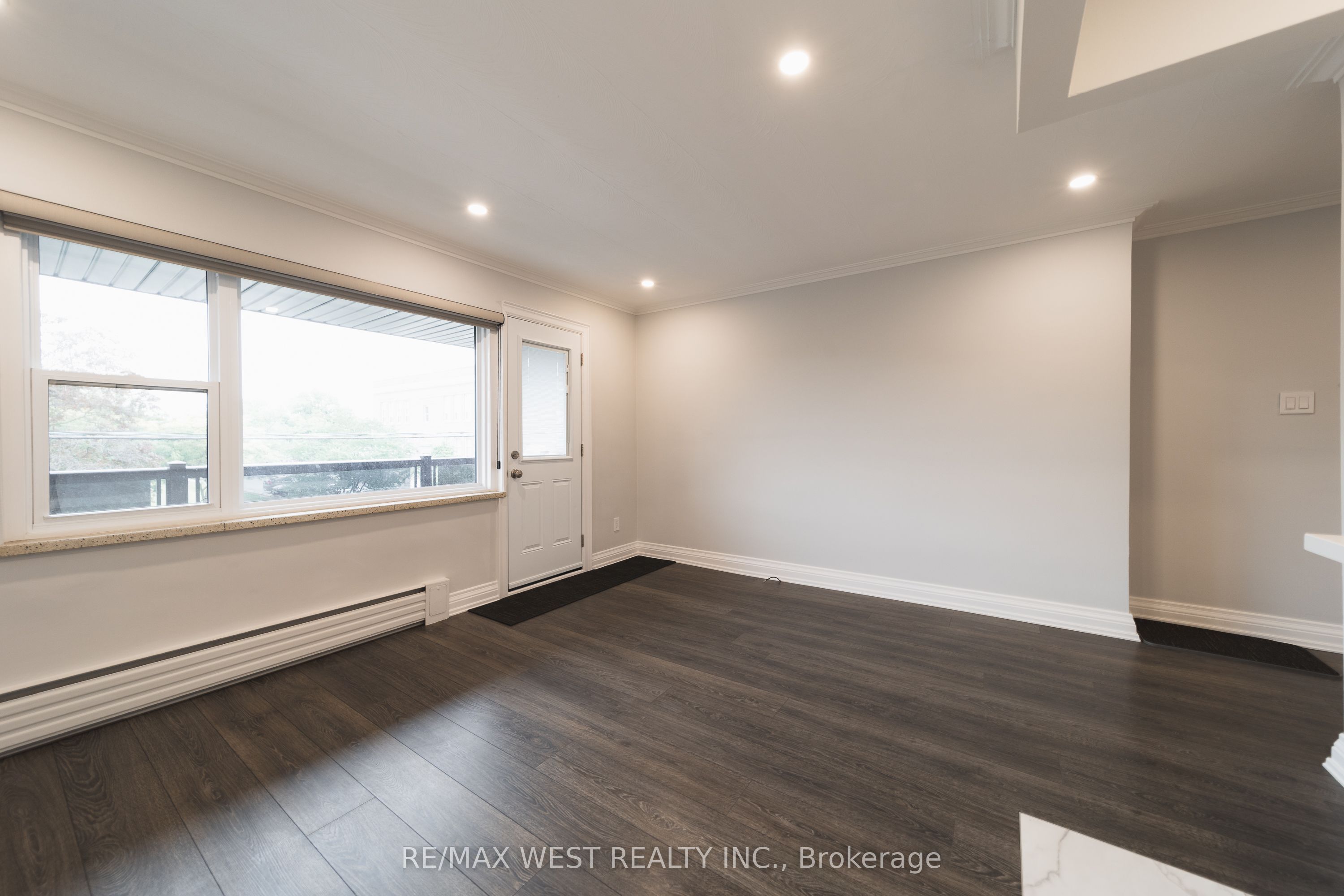 237 Melrose Street 7 Property Photo 5