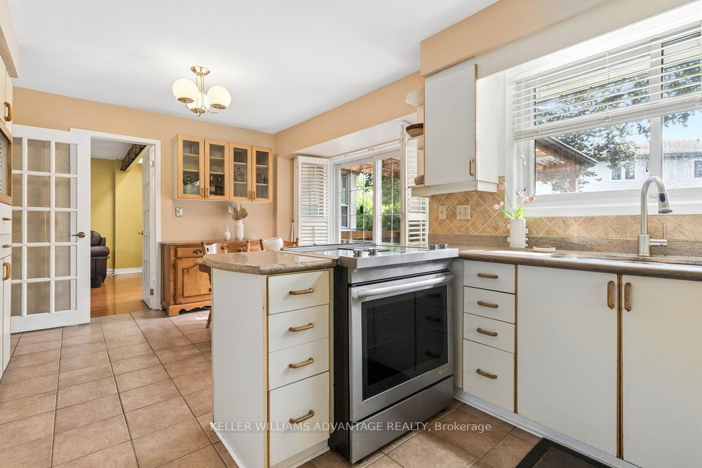 2192 Castlestone Court Property Photo 15
