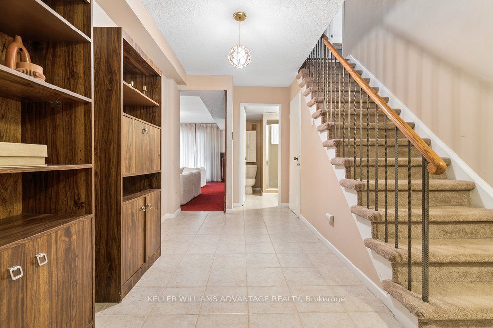 2192 Castlestone Court Property Photo 38