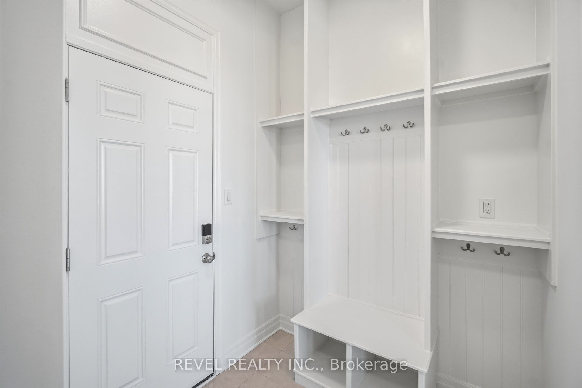 1153 Maverick Way Property Photo 24