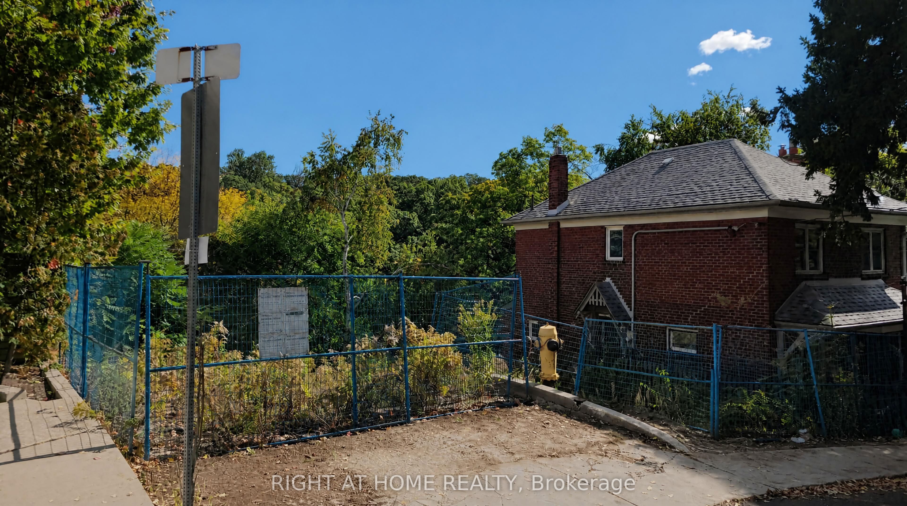 379 Ellis Park Road Property Photo 4