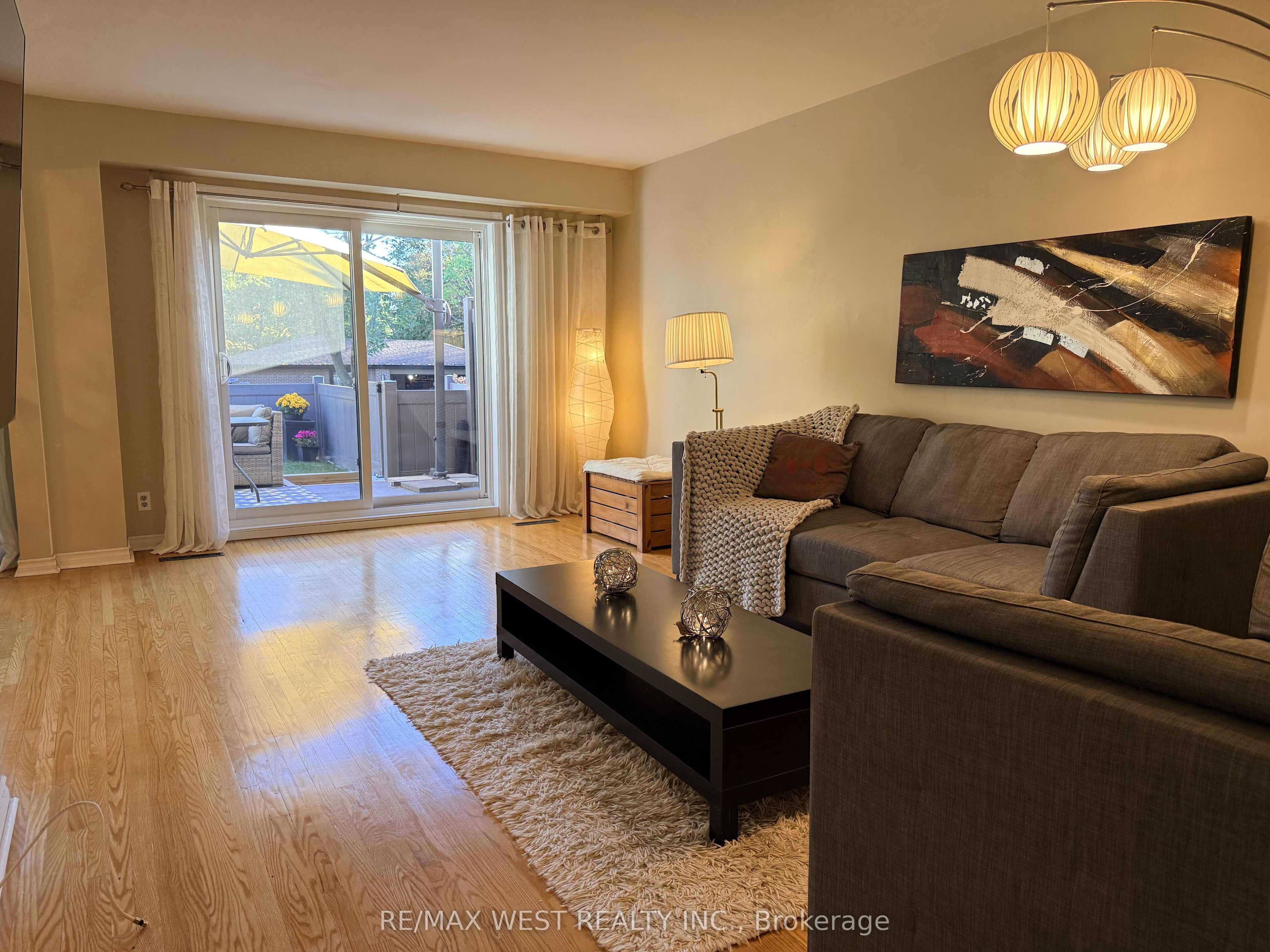 51 Broadfield Drive 43 Property Photo 5