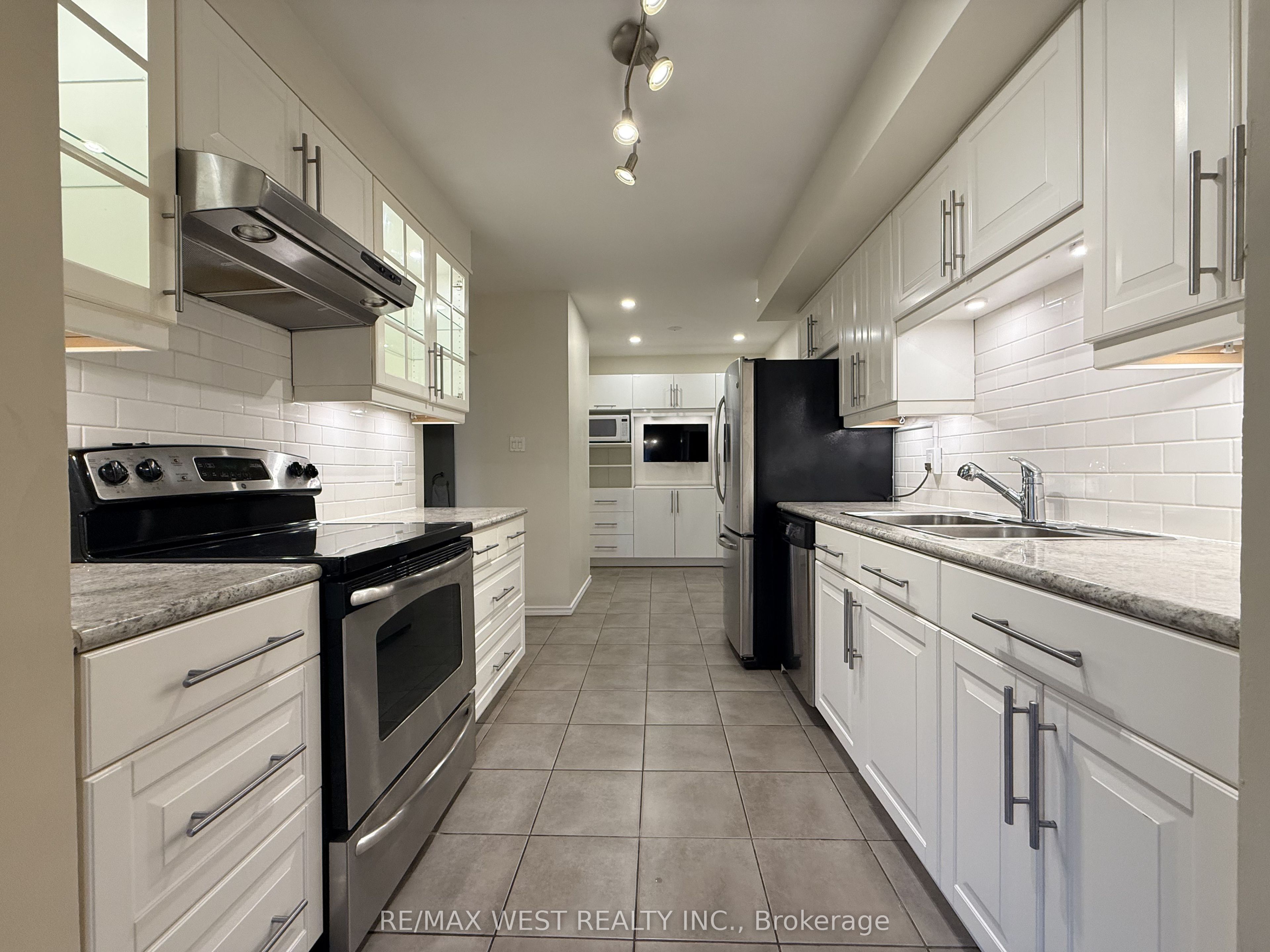 51 Broadfield Drive 43 Property Photo 10