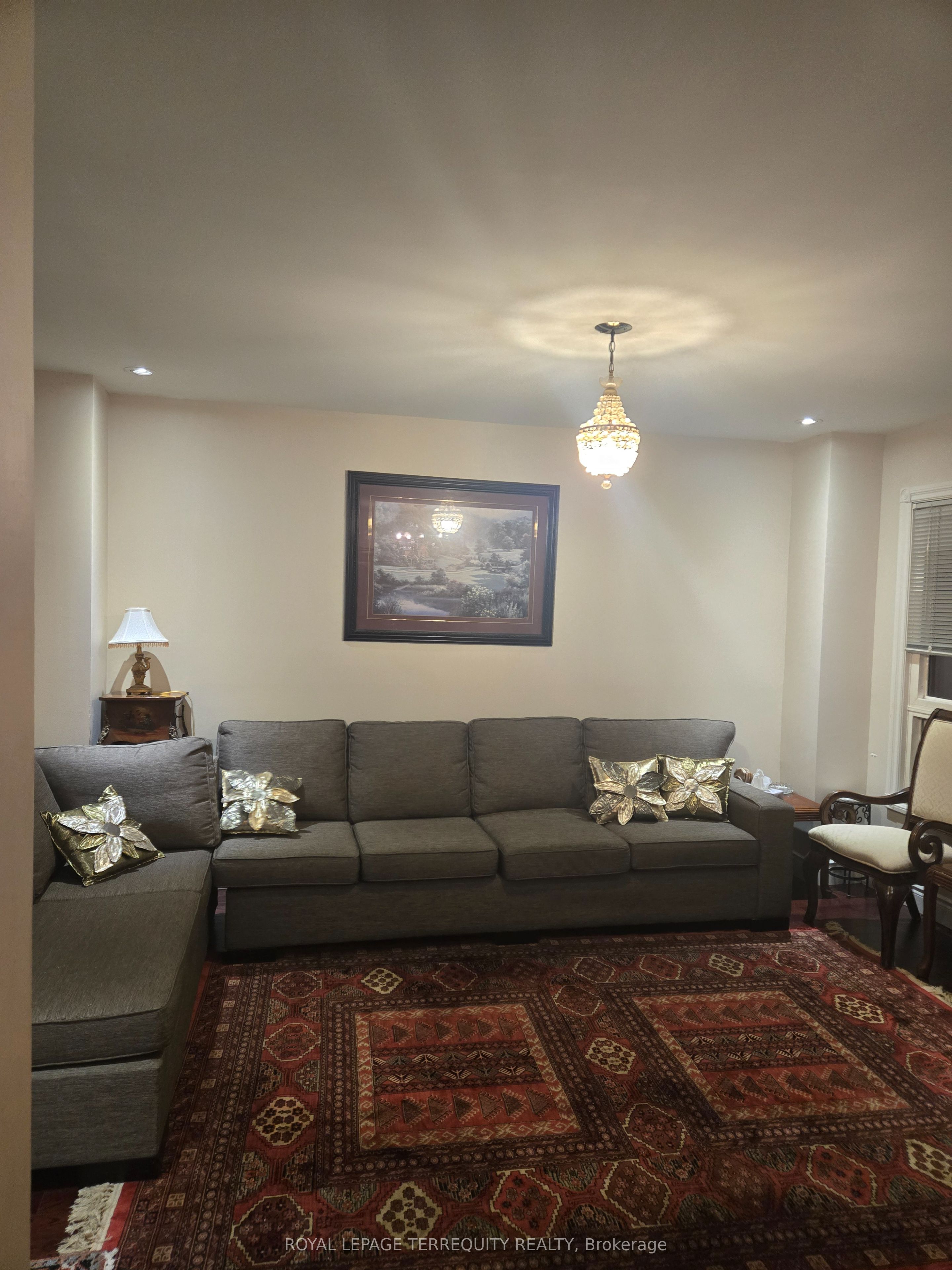 4635 Regents Terrace 34 Property Photo 11