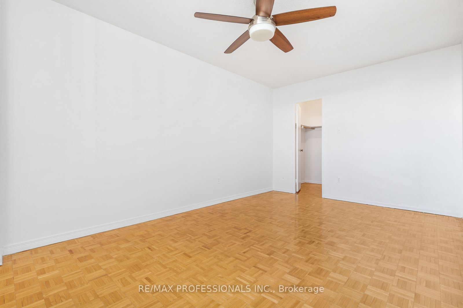 451 The West Mall Drive 1102 Property Photo 11
