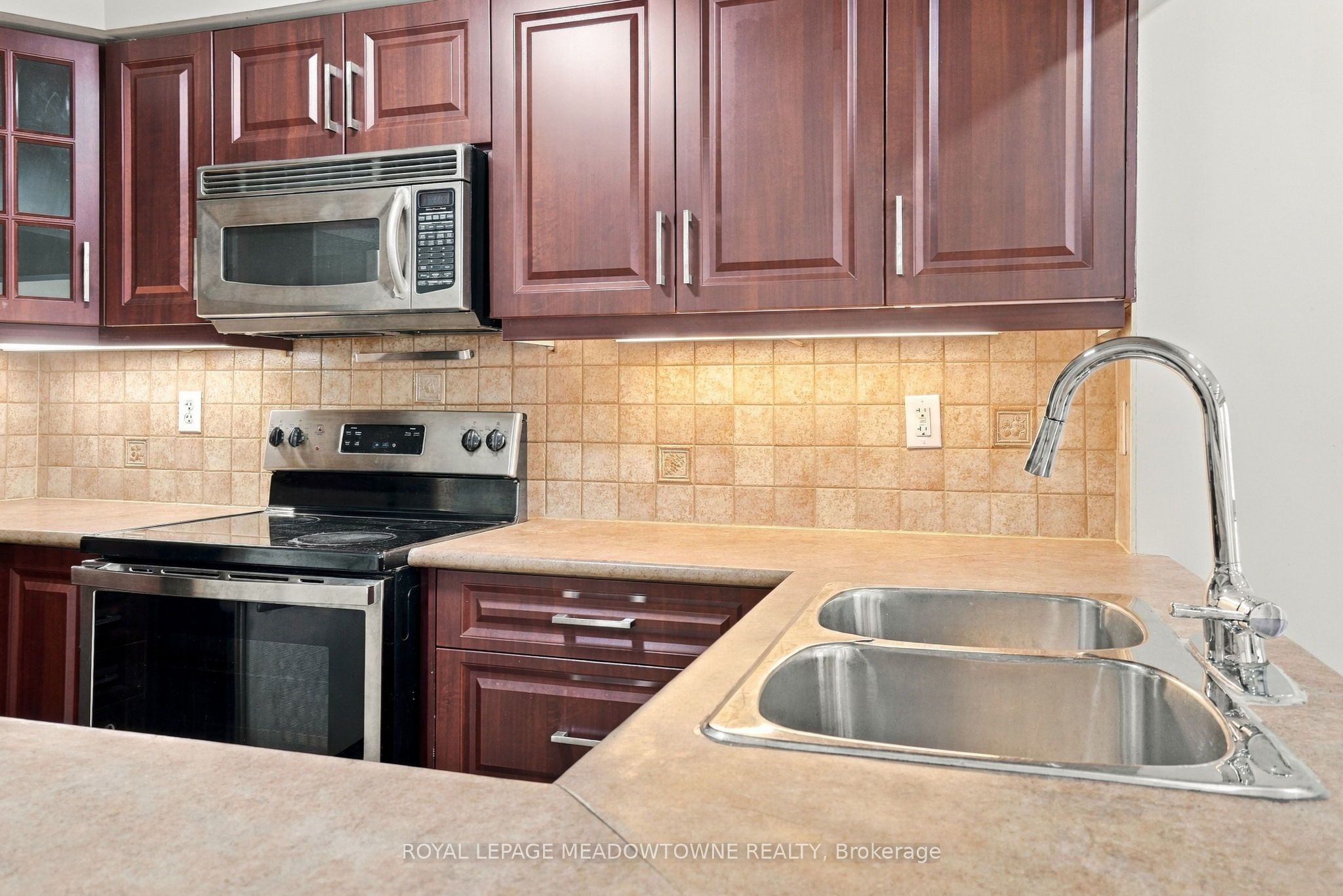 101 Livingston Road Property Photo 11