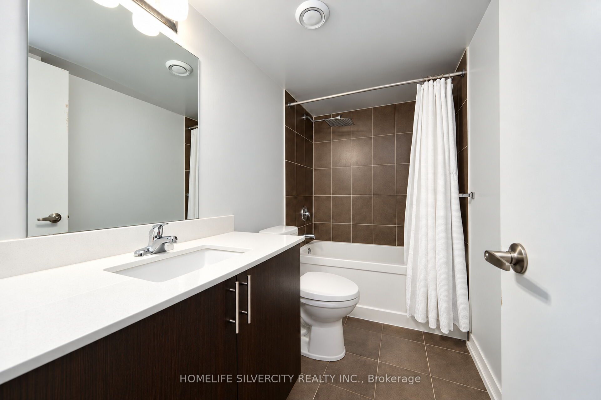 1420 Dupont Street 1405 Property Photo 29
