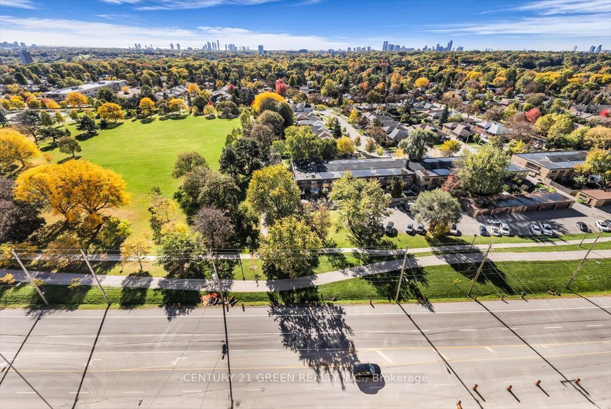 4010 Eglinton Avenue W 1514 Property Photo 1