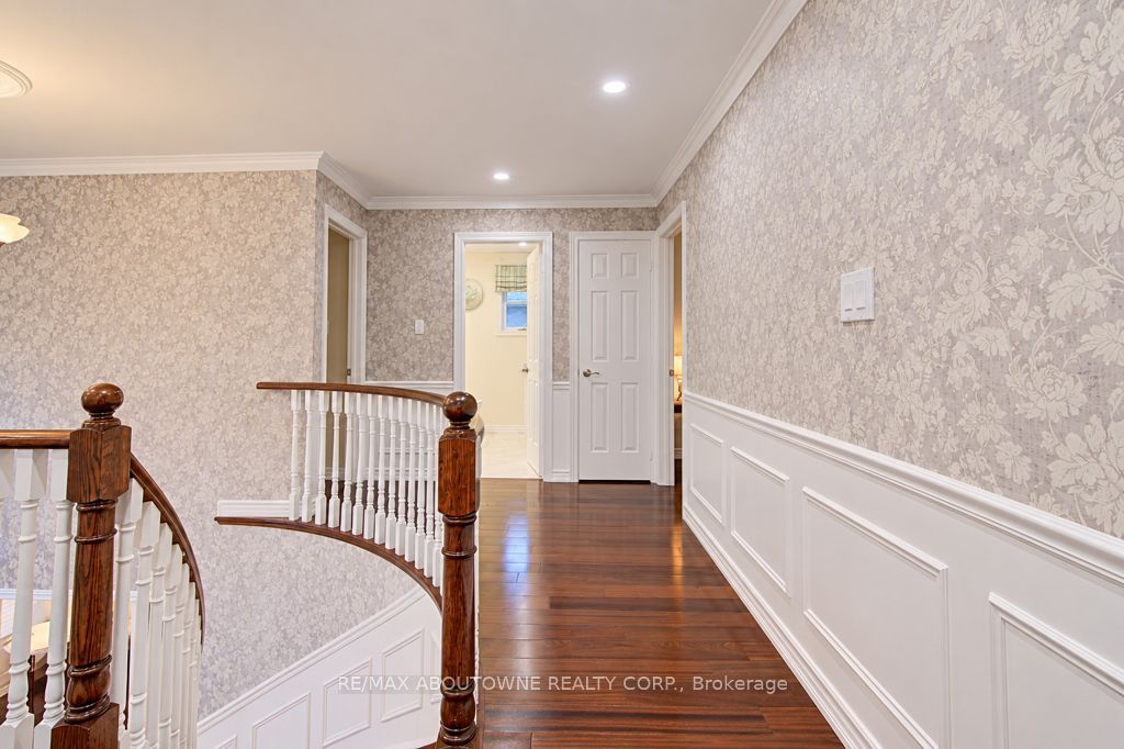 2220 Dunvegan Avenue Property Photo 20