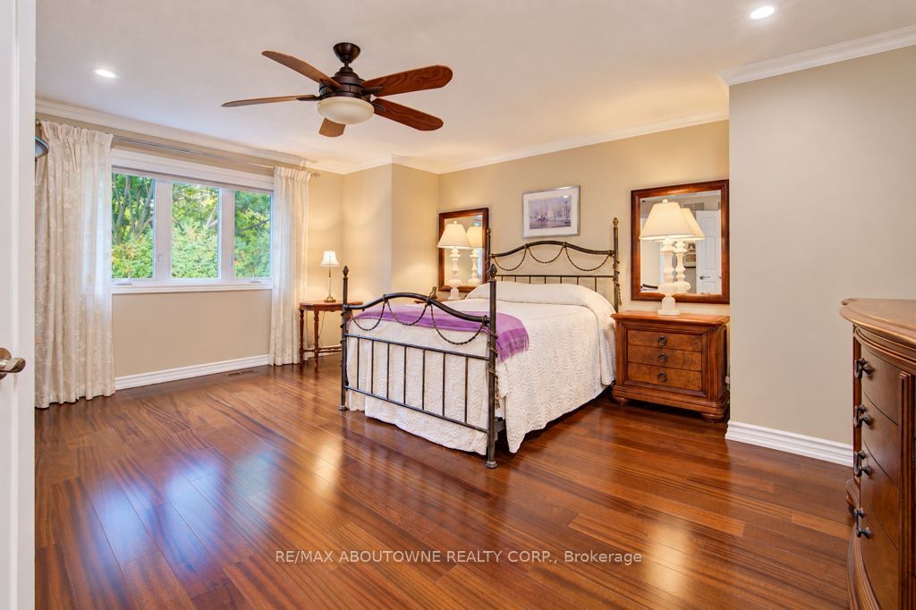 2220 Dunvegan Avenue Property Photo 22