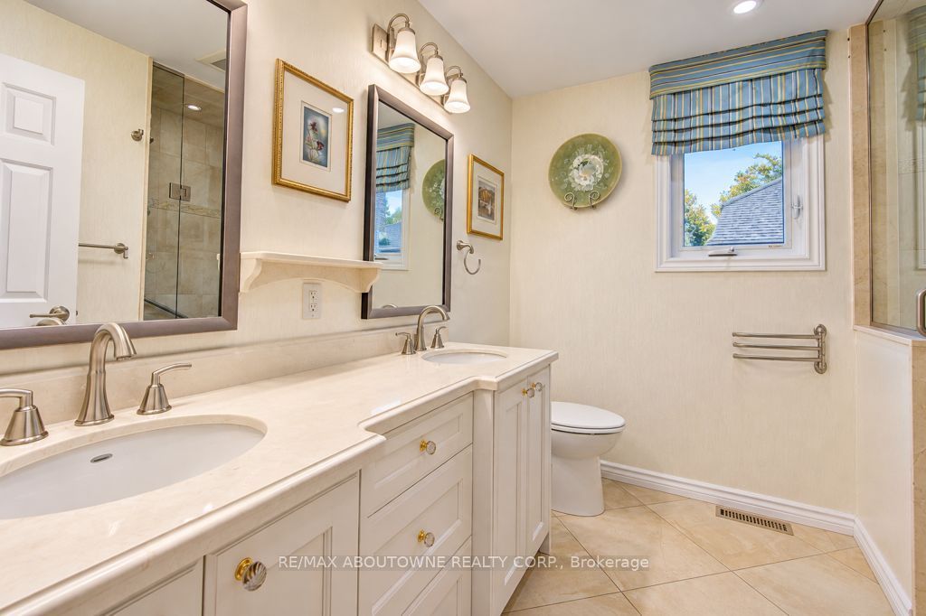 2220 Dunvegan Avenue Property Photo 28