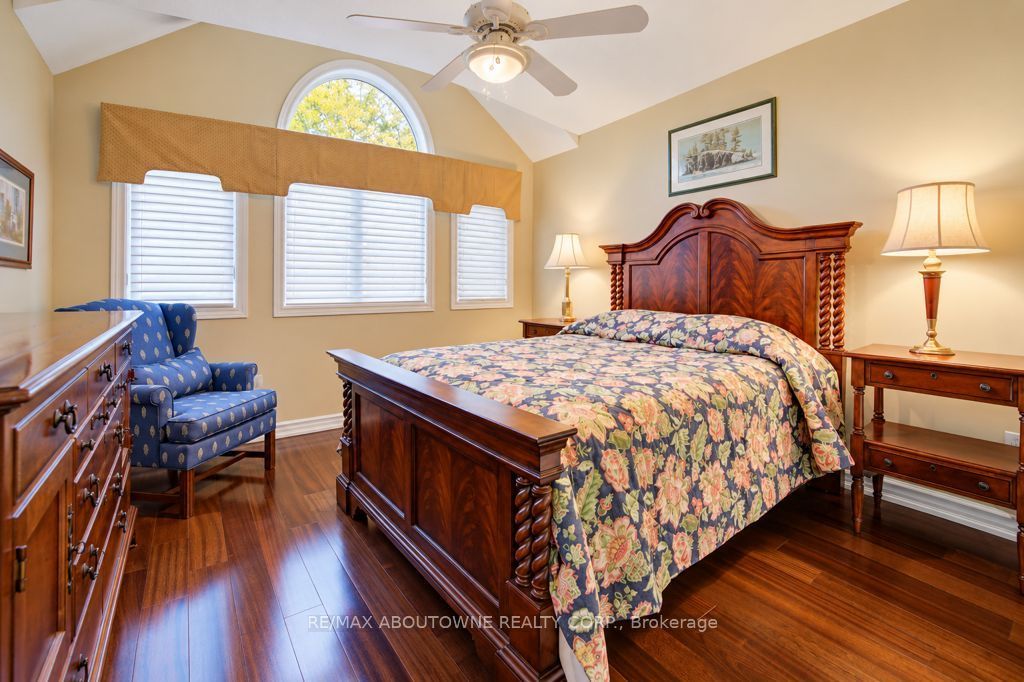 2220 Dunvegan Avenue Property Photo 29
