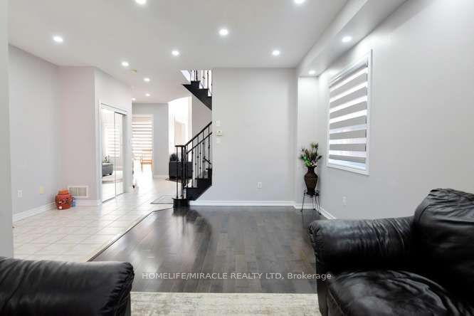 12 Plateau Drive Property Photo 13