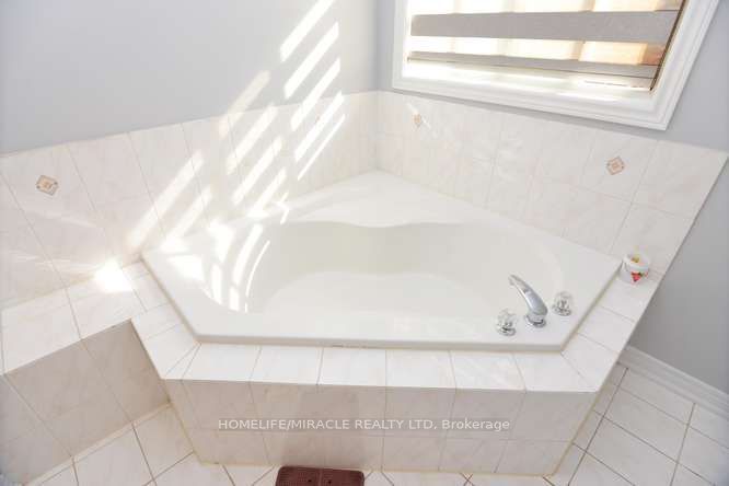 12 Plateau Drive Property Photo 42