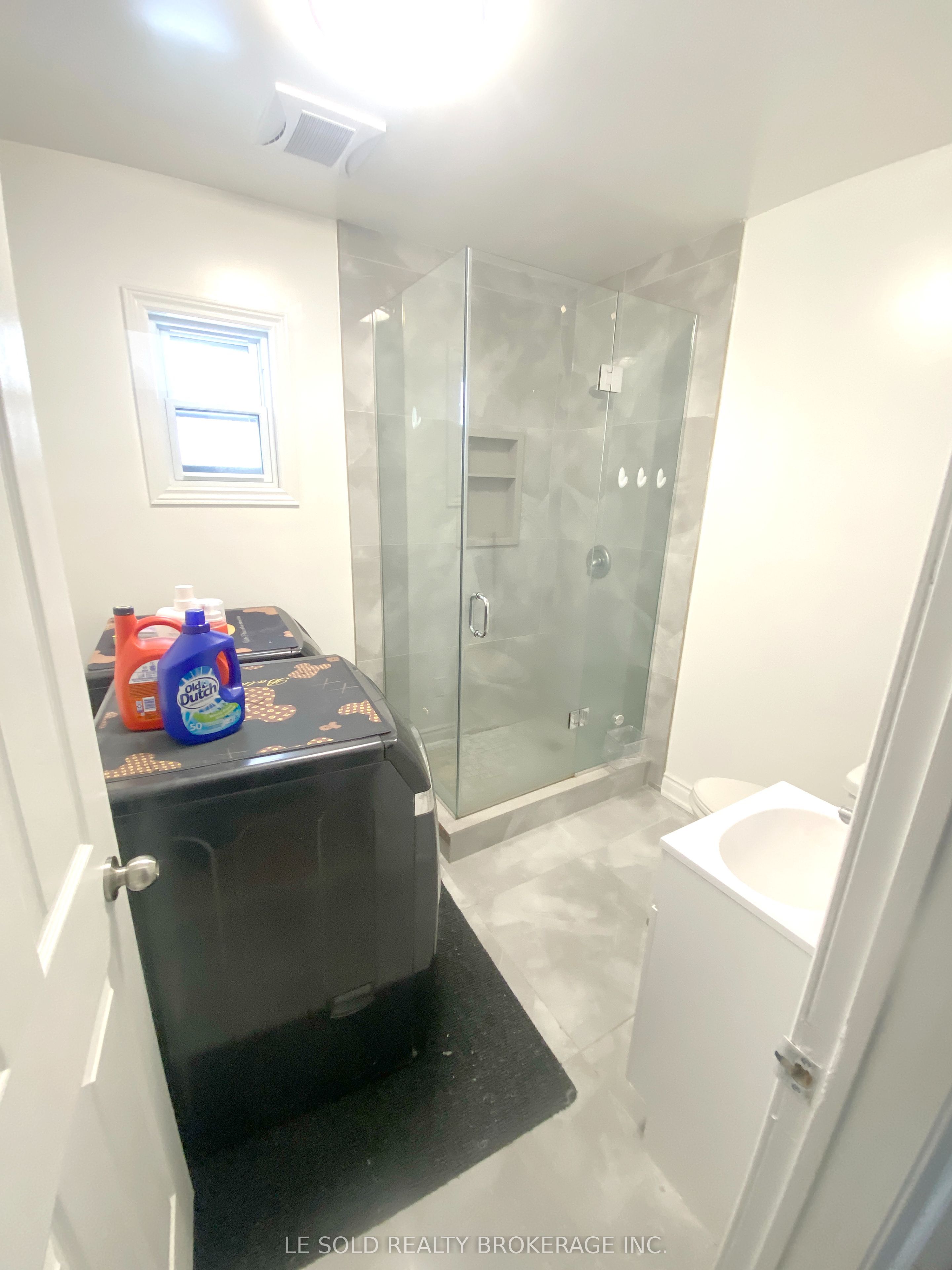 271 Hallam Street 1 Bedroom Property Photo 2