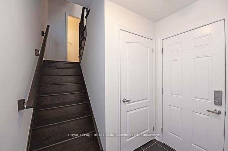 3050 Postridge Drive Property Photo 3