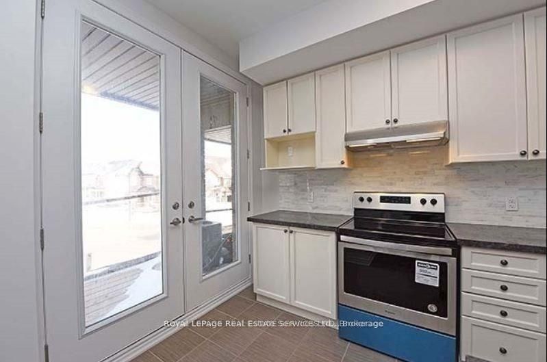 3050 Postridge Drive Property Photo 8