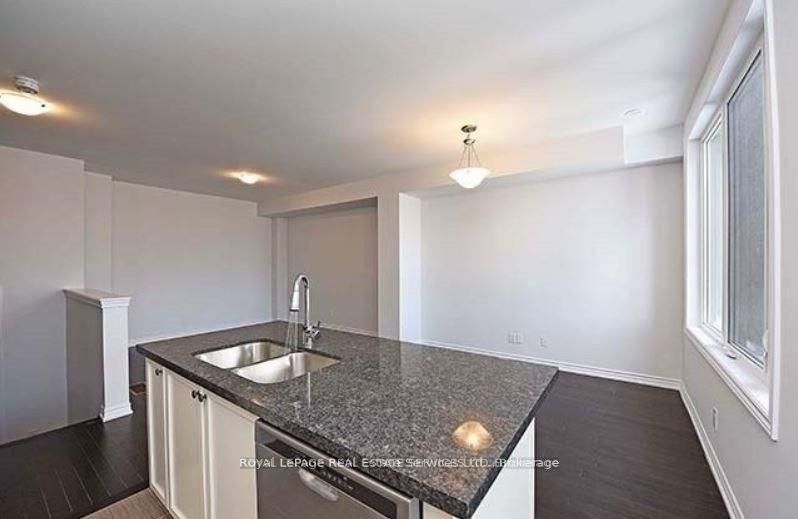 3050 Postridge Drive Property Photo 9
