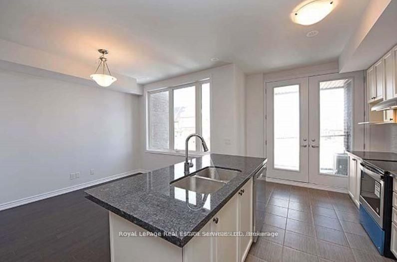 3050 Postridge Drive Property Photo 10