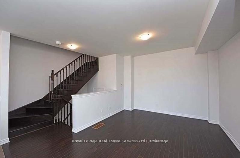 3050 Postridge Drive Property Photo 11