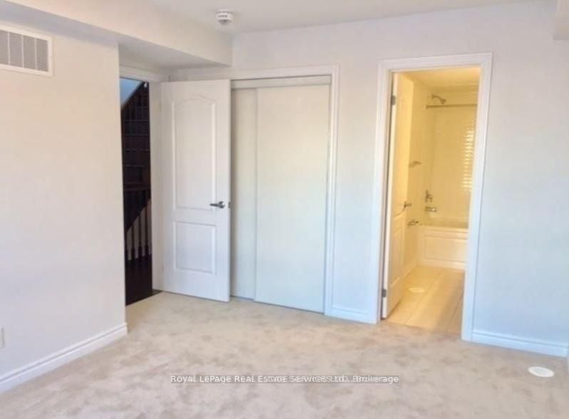 3050 Postridge Drive Property Photo 17