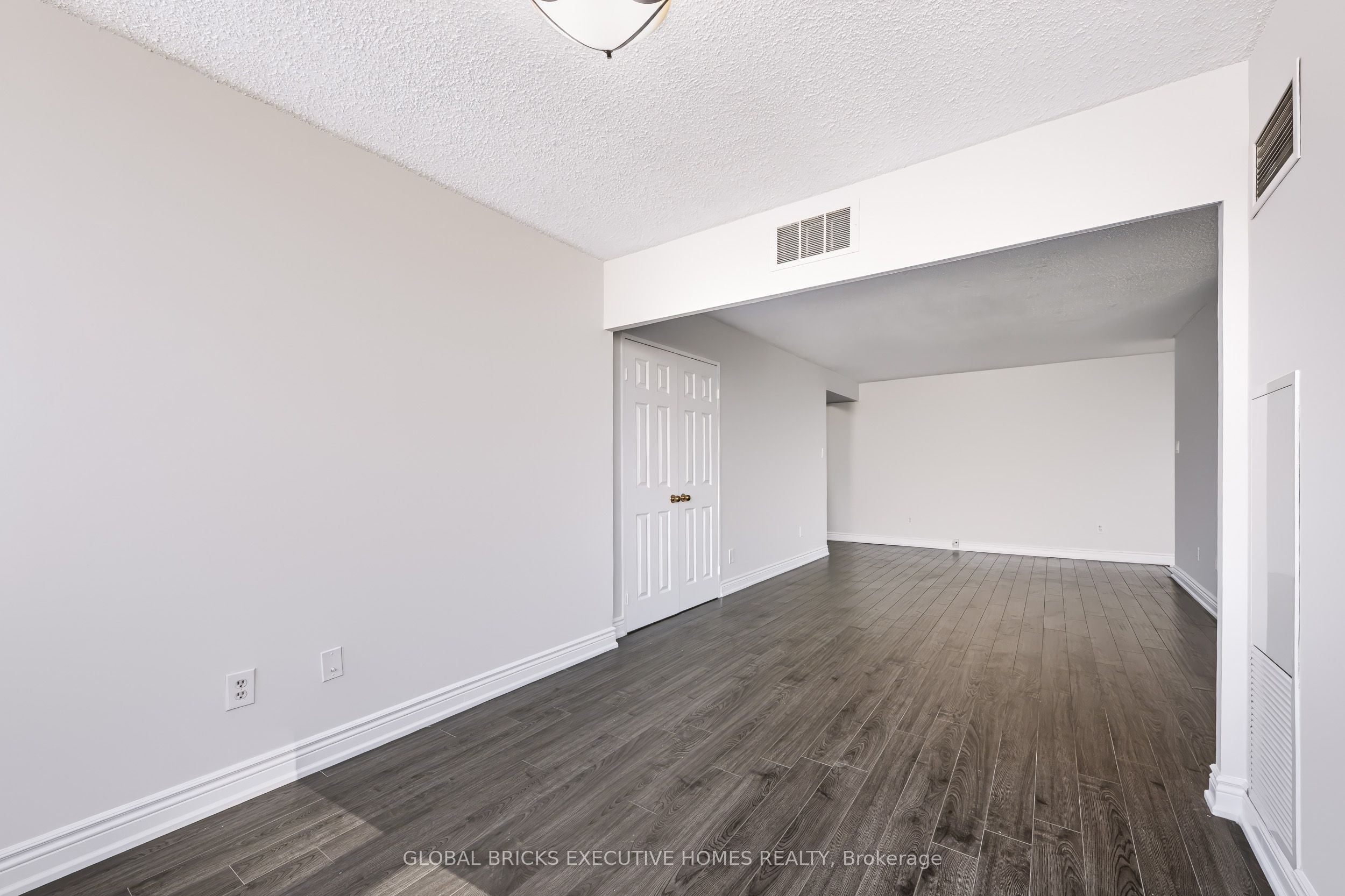 5 Lisa Street 1404 Property Photo 20