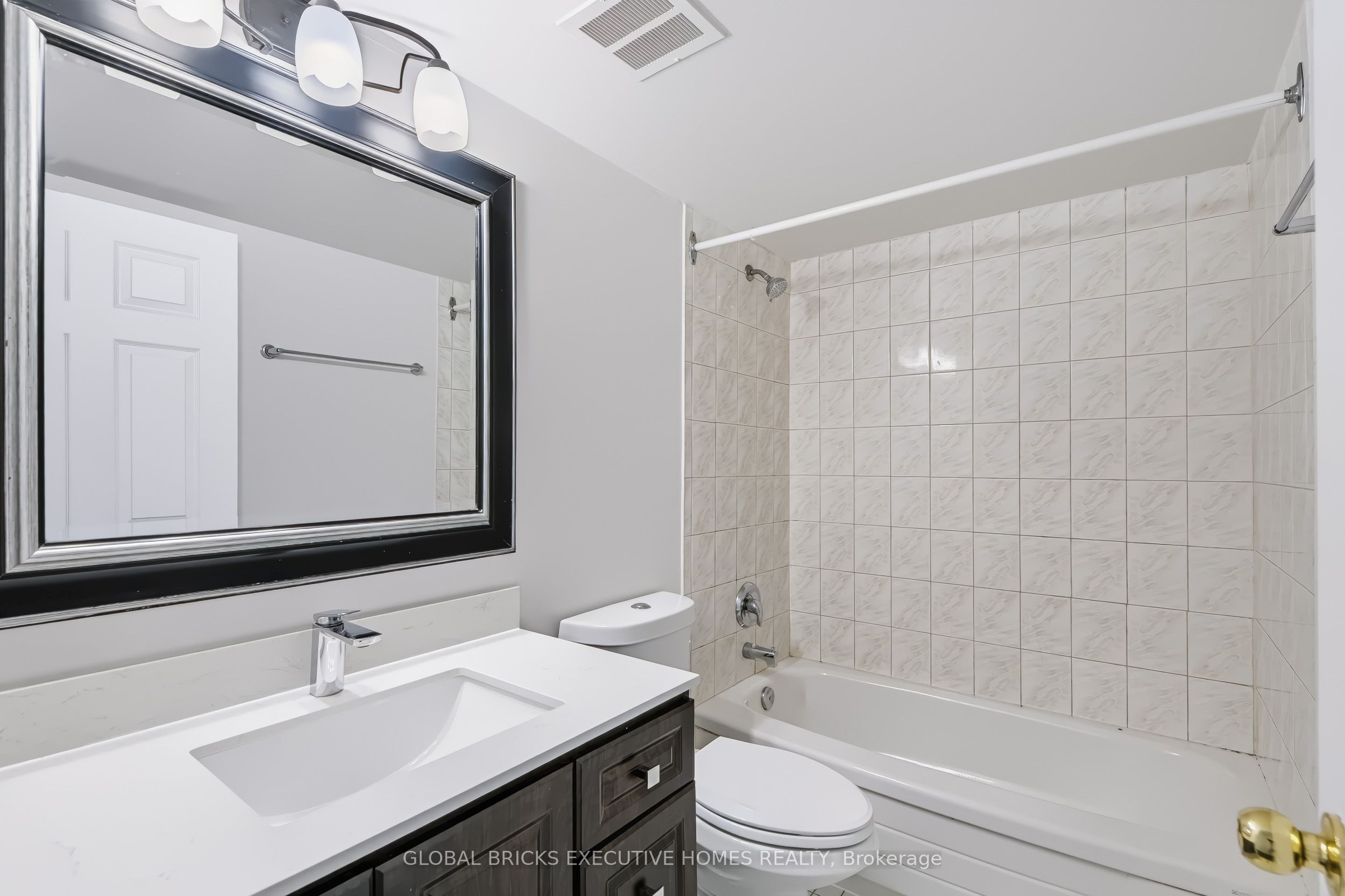 5 Lisa Street 1404 Property Photo 32