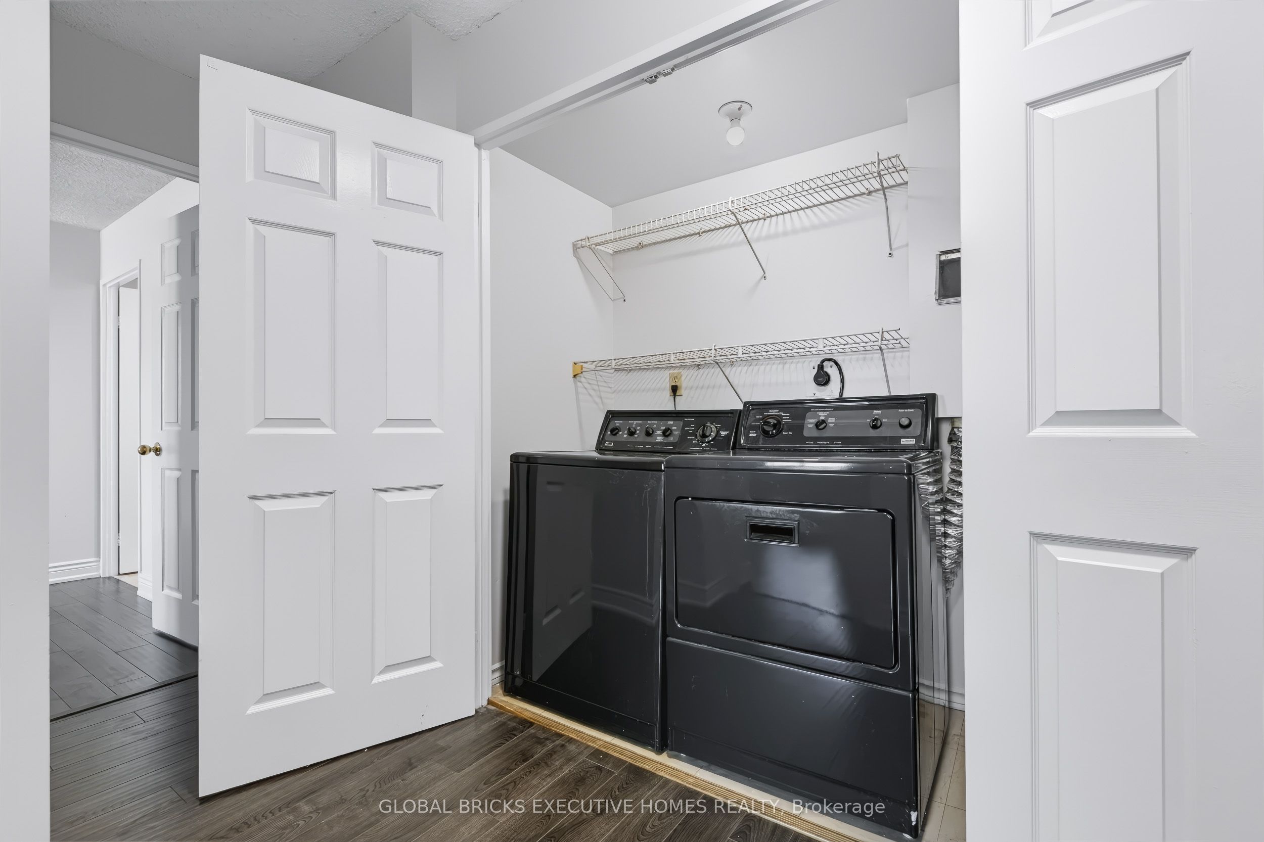 5 Lisa Street 1404 Property Photo 34