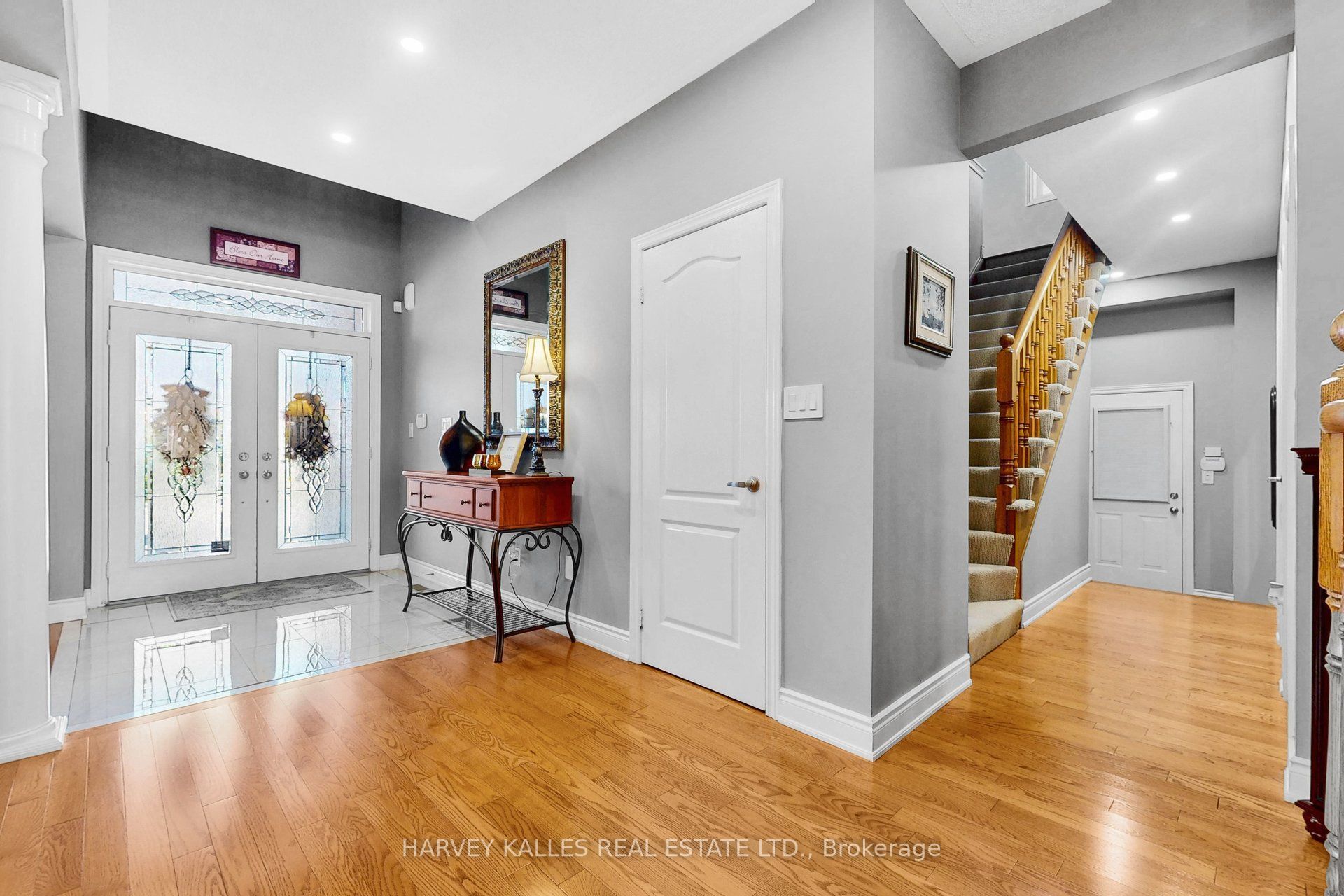 10 Concorde Drive Property Photo 2