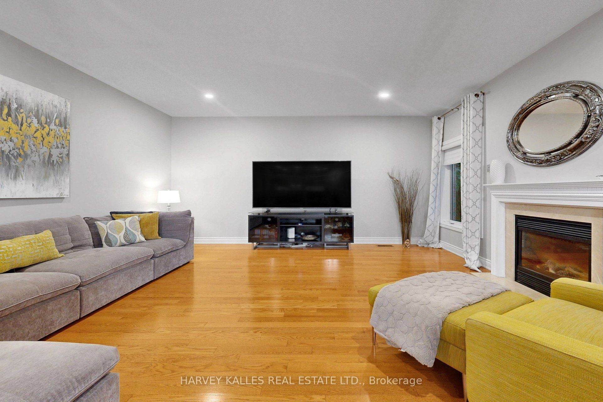 10 Concorde Drive Property Photo 13