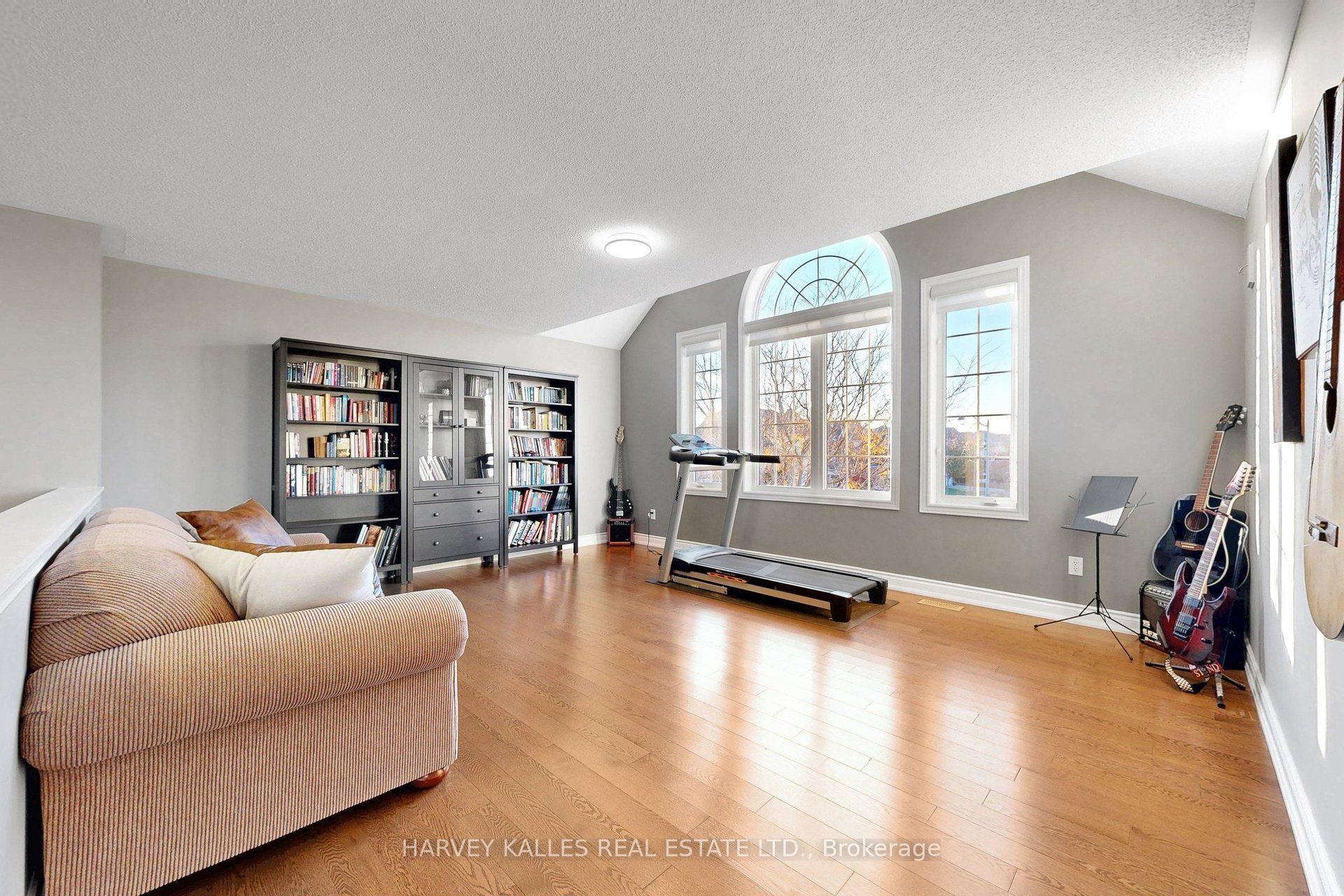 10 Concorde Drive Property Photo 20