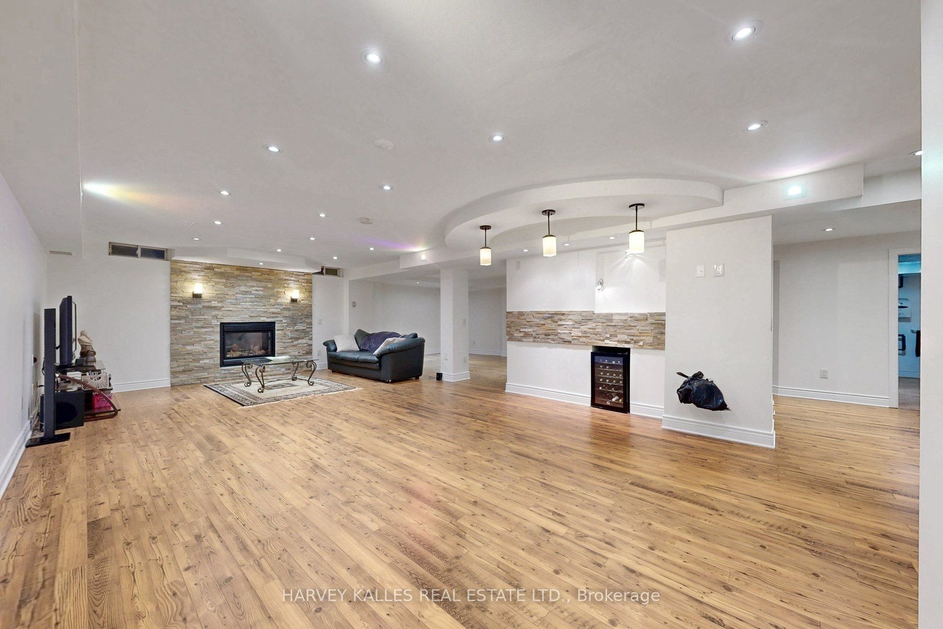 10 Concorde Drive Property Photo 31