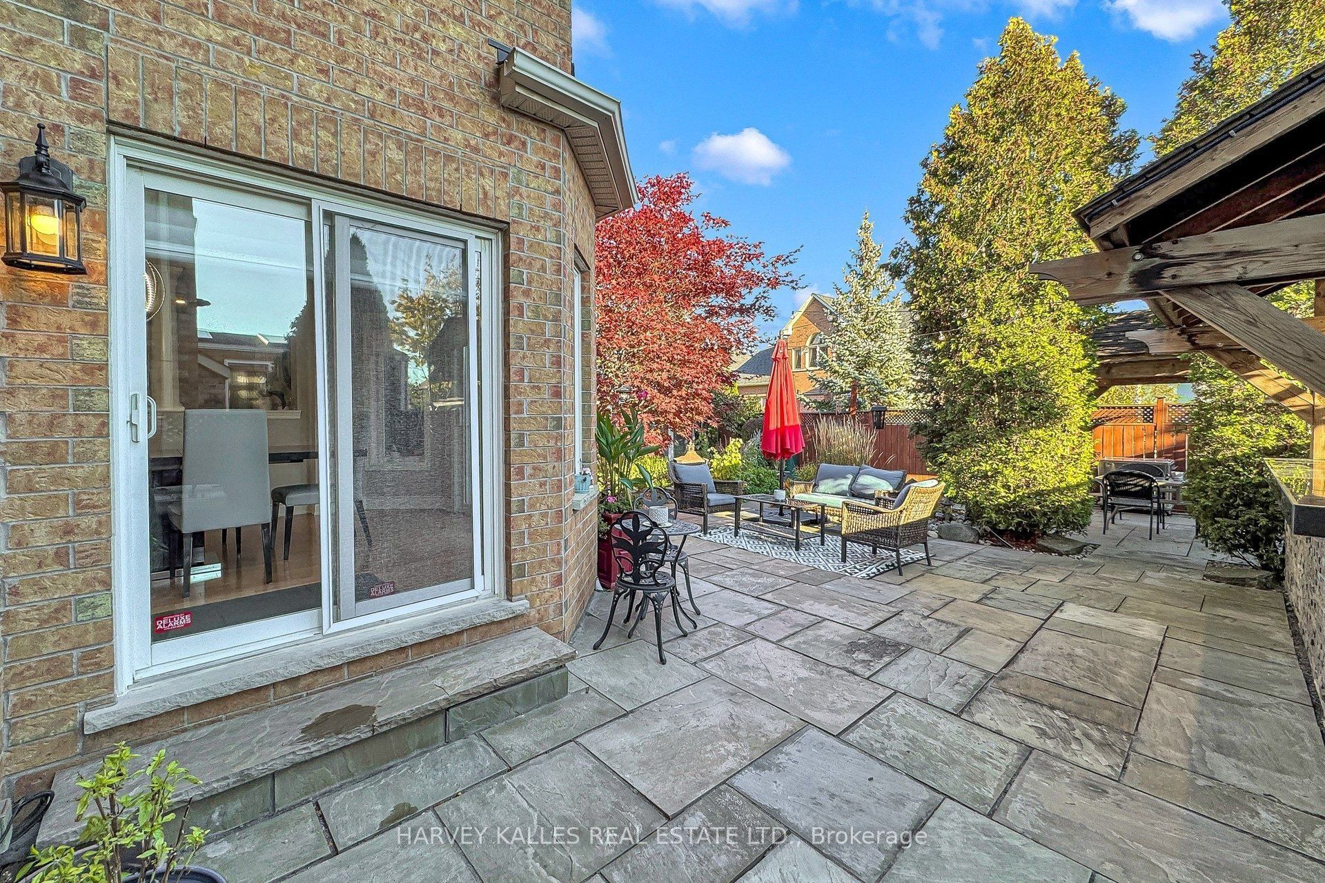 10 Concorde Drive Property Photo 37