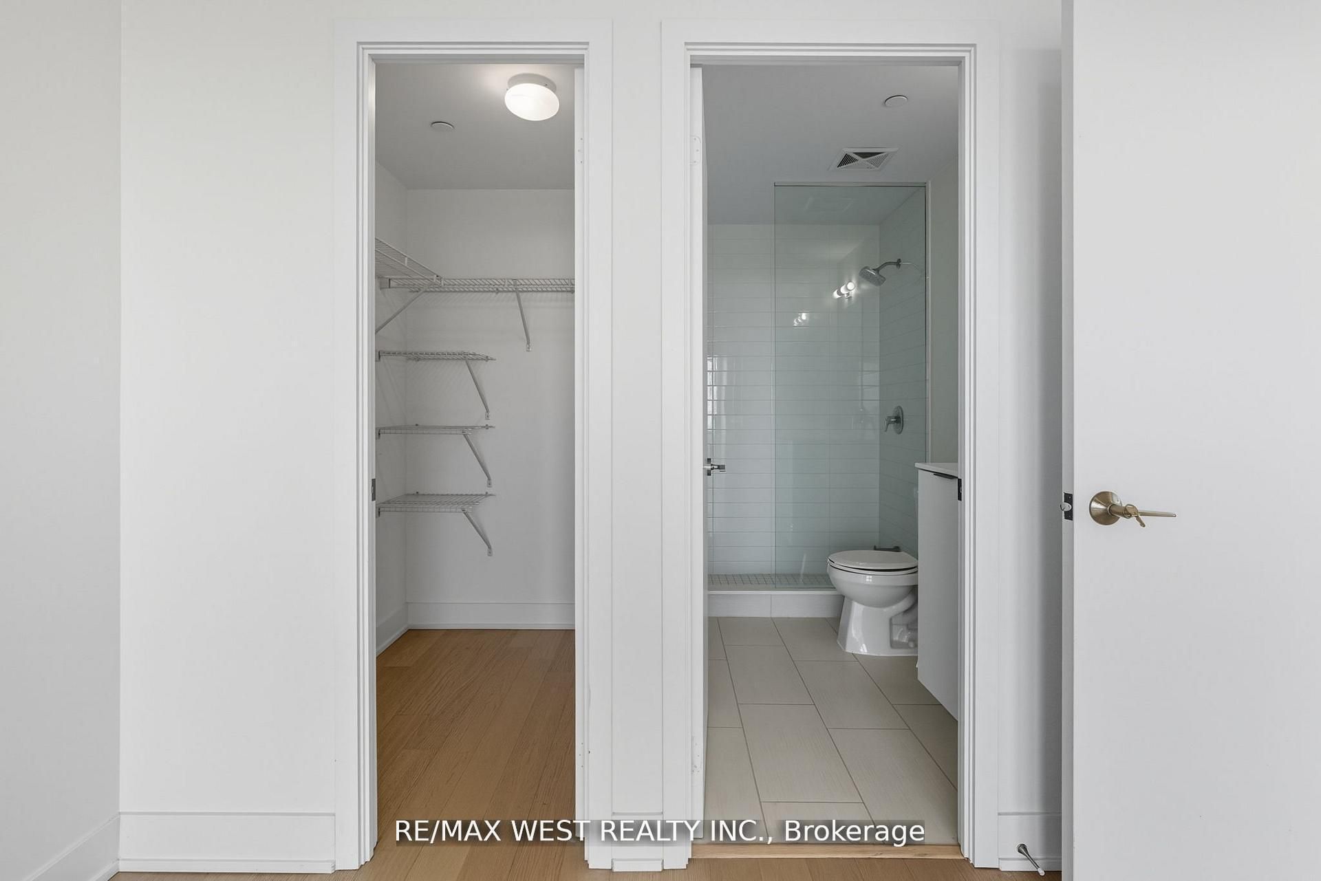 20 Shore Breeze Drive 702 Property Photo 17